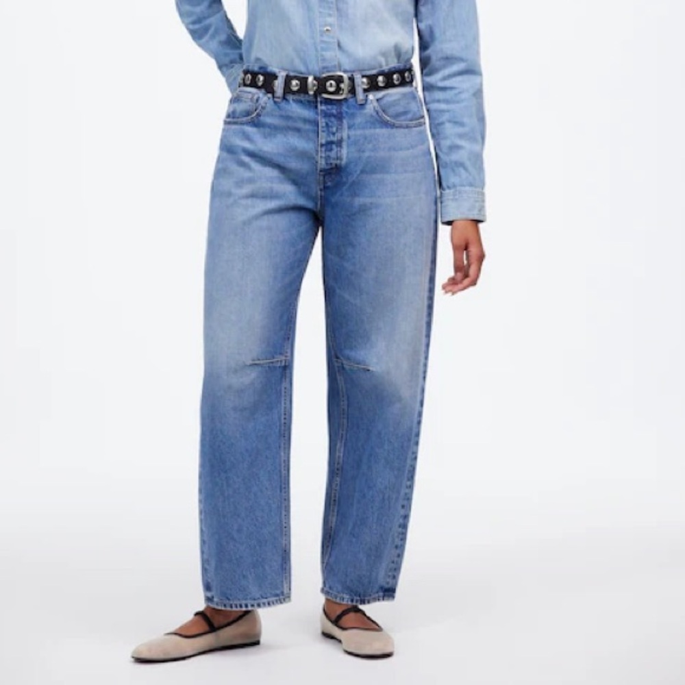 Madewell The Curvy Darted Barrel-Leg Jean Dobbins Wash, size 28